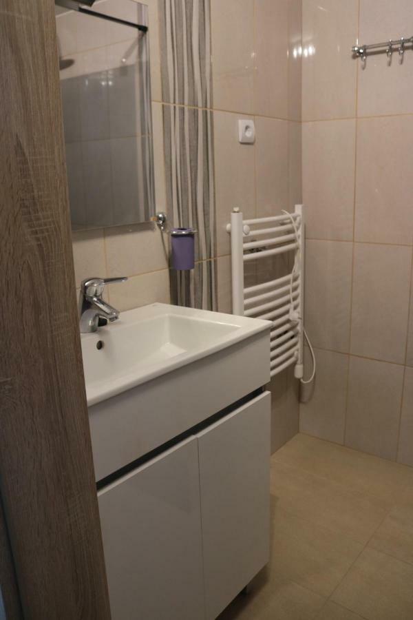 Apartment F6 Ossero Esterno foto